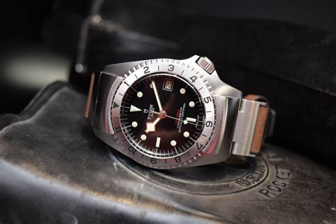 tudor black bay p01 price